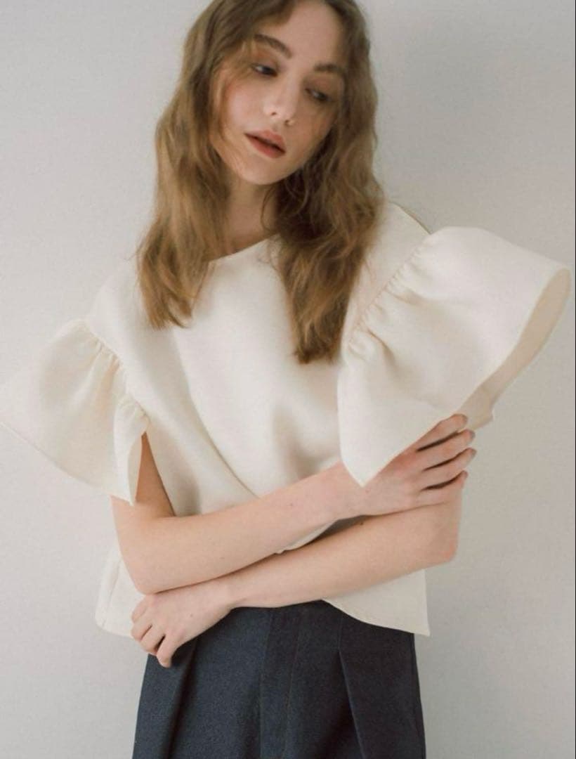 未使用　メゾンドドルチェ◆フィオーレトップス