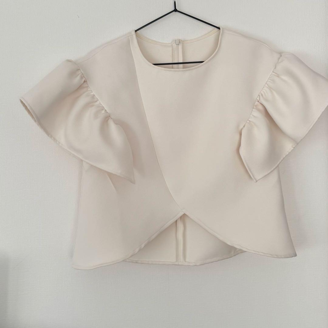 未使用　メゾンドドルチェ◆フィオーレトップス