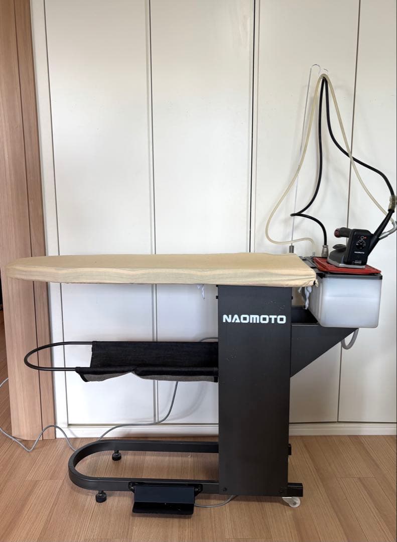 Q-ing/FB-8Sアイロン ナオモト スチーム バキューム