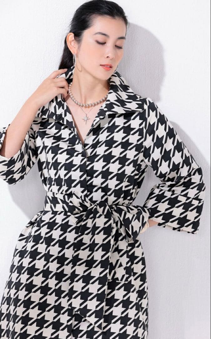 【週末セール】新品春物　レジィーナロマンティコ コートワンピース