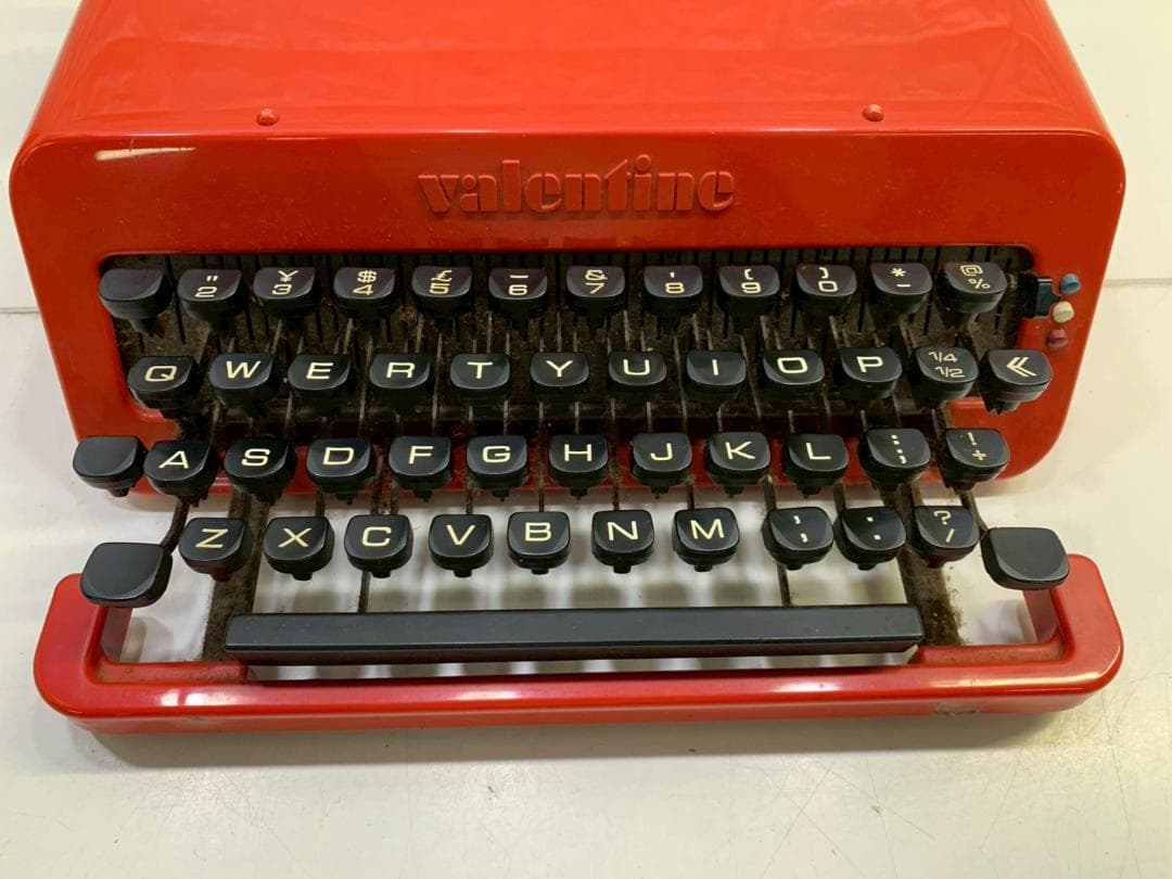 272Z 限定品ビンテージ Olivetti Valentine 赤いバケツ