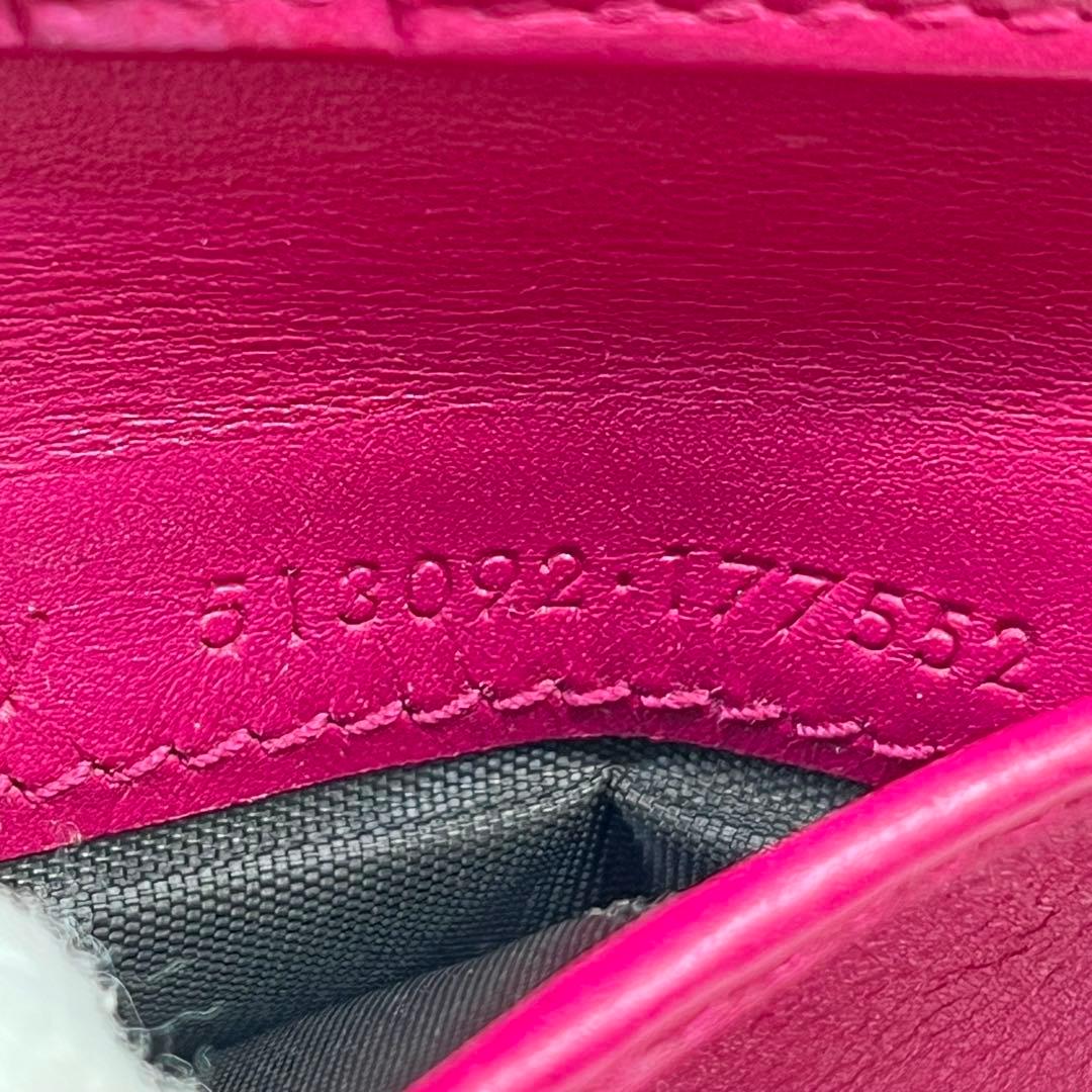 イヴサンローラン 二つ折り財布 カサンドラ YSLロゴ パテントレザー ピンク