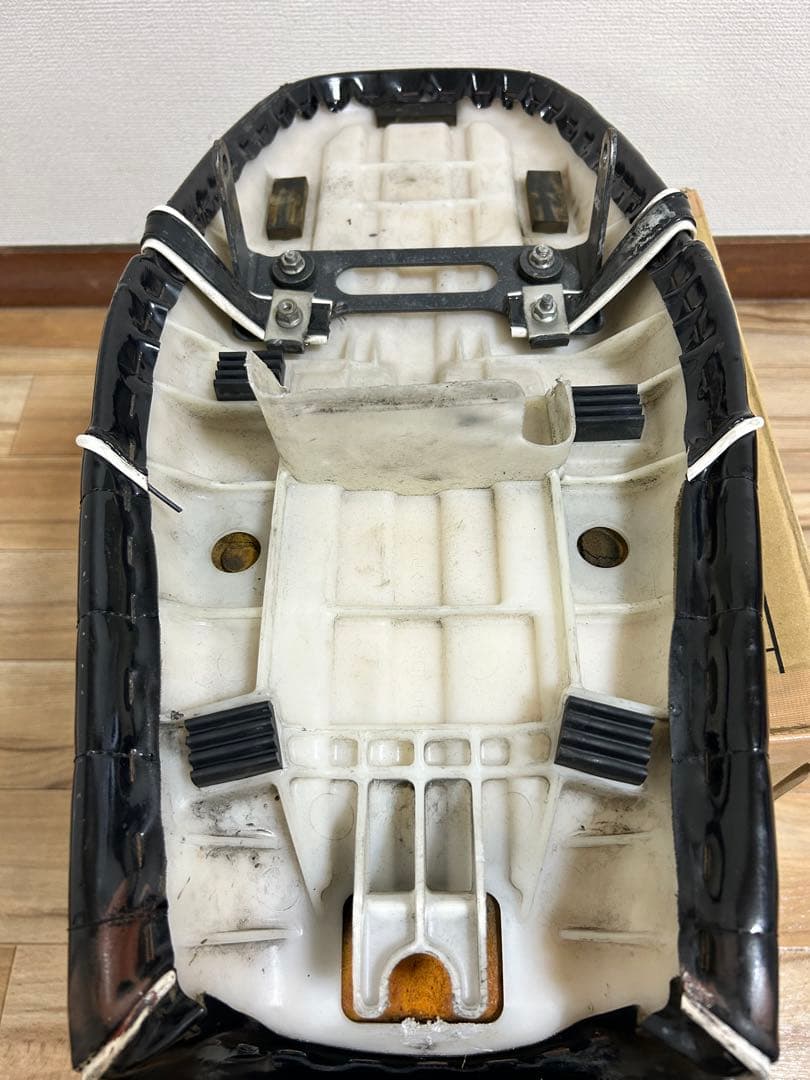 エイプ100 タックロール　エナメル