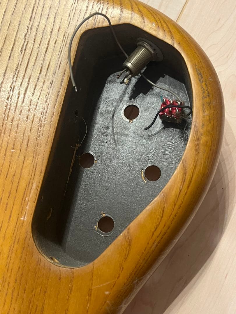 Warwick JAZZ MAN5st ボディ