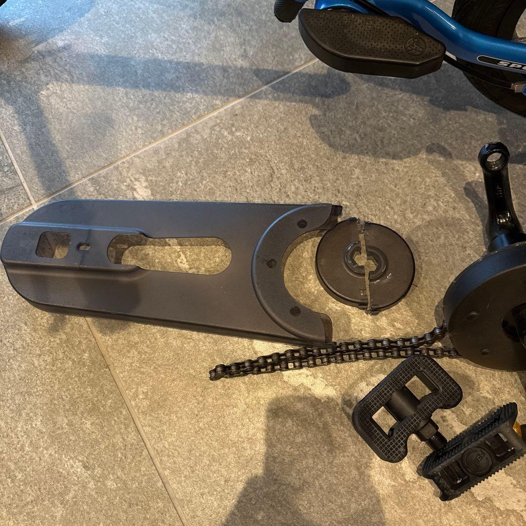 STRIDER 14x ブルー　キックスタンド付き(サイクリング店でつけました)