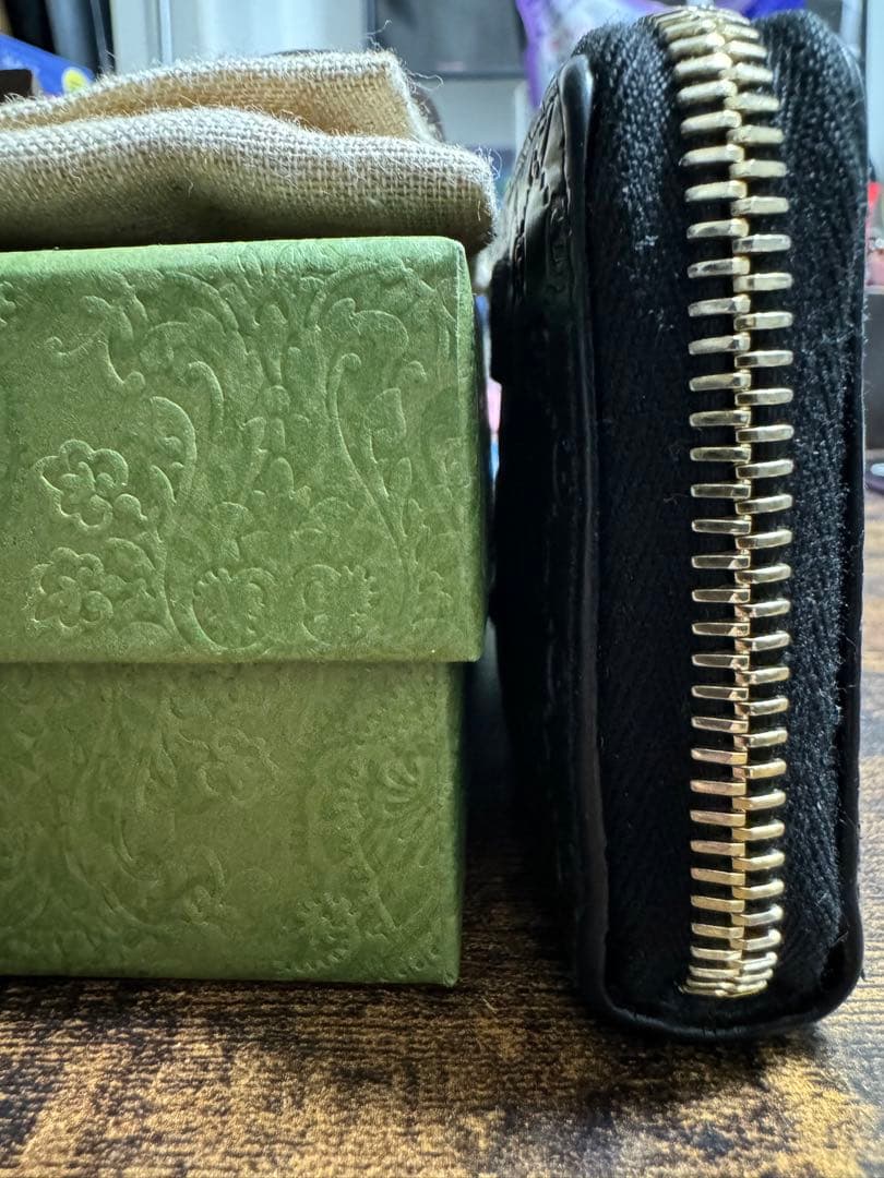 GUCCI ブラックレザー ケース　小銭入れ