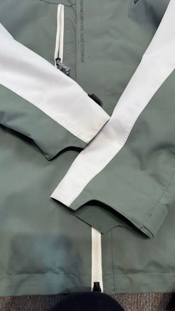 美品 BLENT スノーボードウェア 韓国