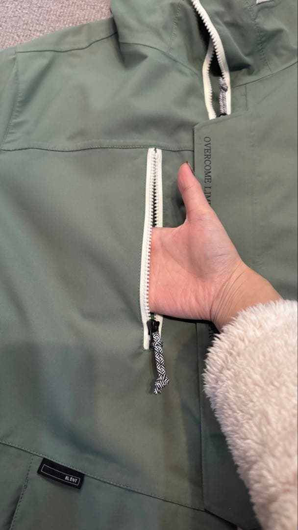 美品 BLENT スノーボードウェア 韓国