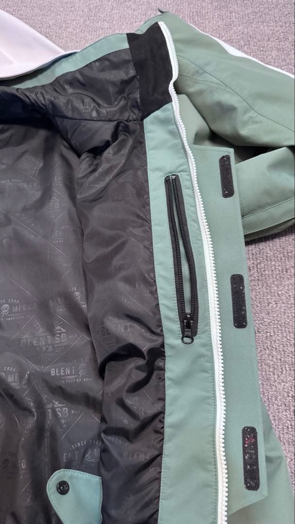 美品 BLENT スノーボードウェア 韓国