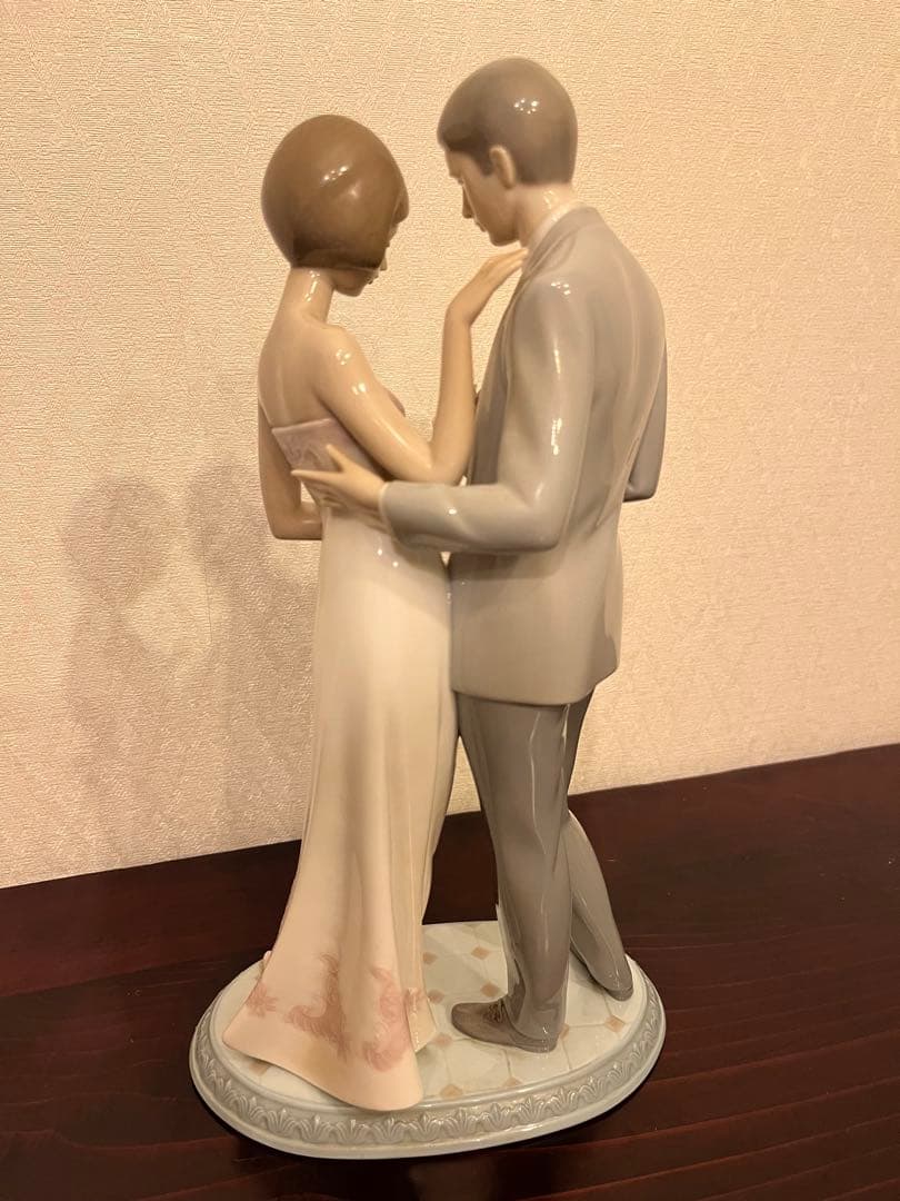 【希少美品】リヤドロ LLADRO 6597 愛の宣言　フィギュリン　専用箱付き