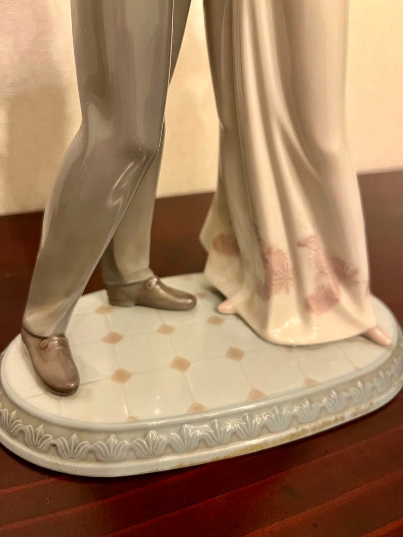 【希少美品】リヤドロ LLADRO 6597 愛の宣言　フィギュリン　専用箱付き