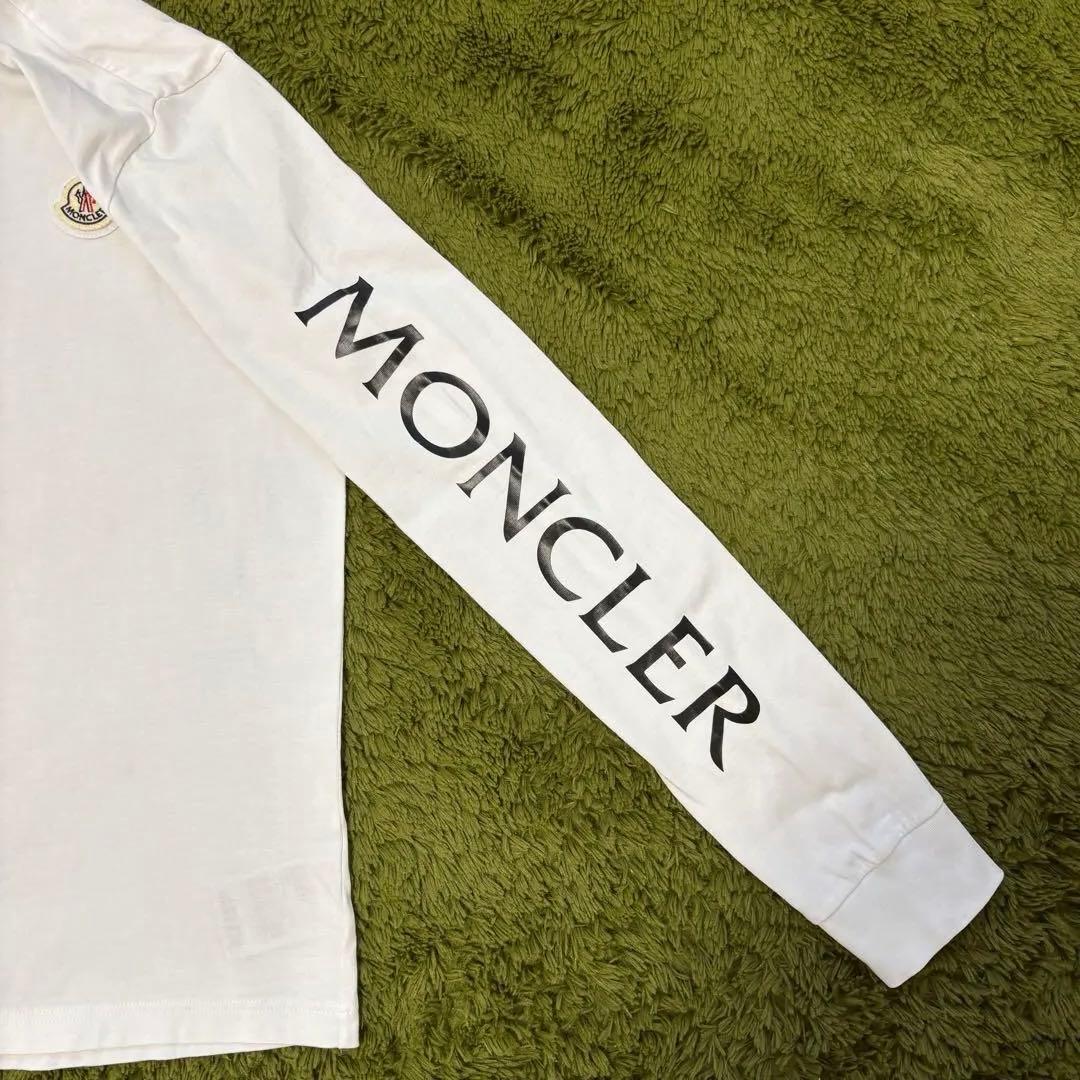 【1/5まで値下げ中】 MONCLER ホワイト 長袖カットソー