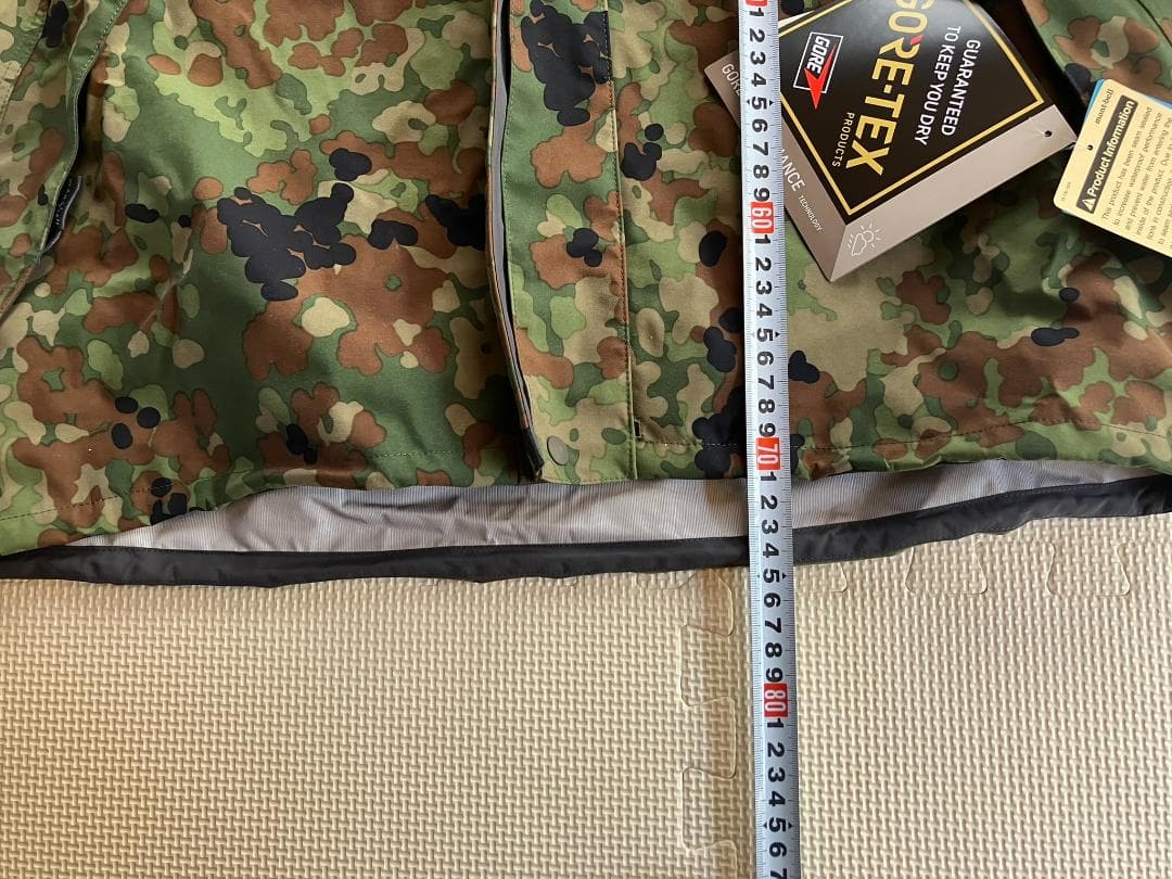 陸上自衛隊　迷彩　雨衣　上下　モンベル　GORE-TEX　M　新品　送料込