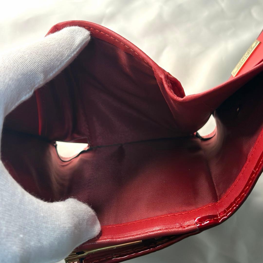 Vivienne Westwood 三つ折財布 エナメル レッド がま口 オーブ