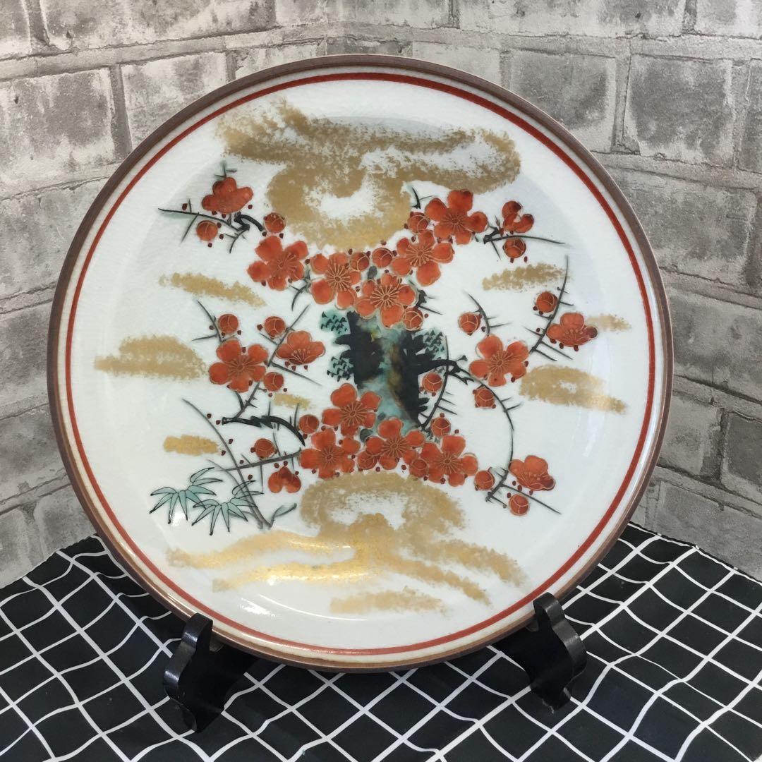 九谷焼　相川志保　花柄の陶磁器製楕円形皿　クタニヤキ