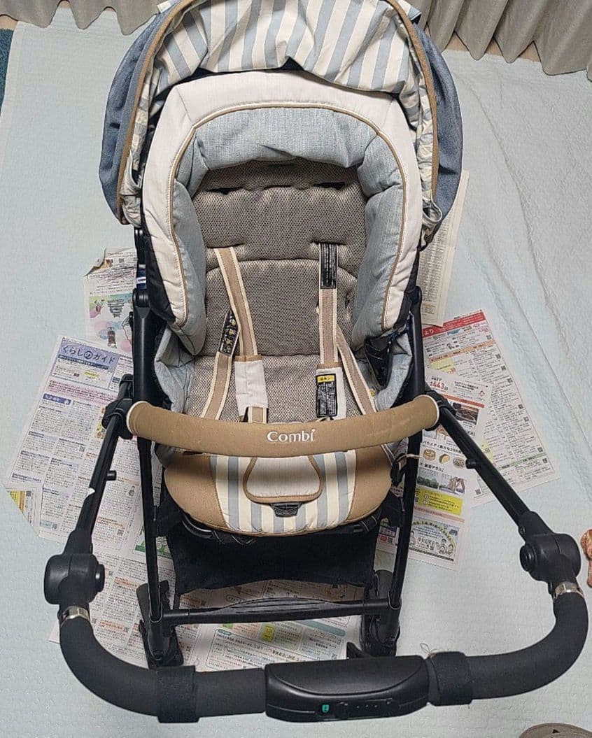 【レインカバーつき】コンビ　スゴカルSwitch エッグショック　ベビーカー