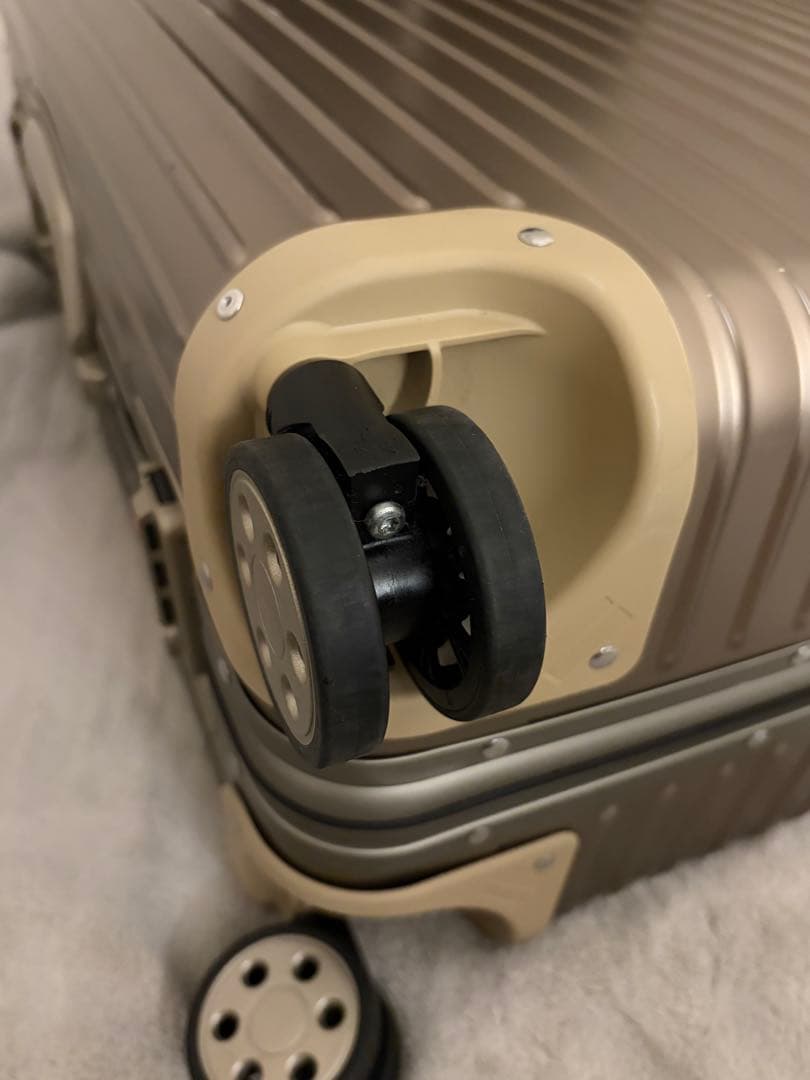 RIMOWA TOPAS TITANIUM 63 MW リモワ トパーズ 保証書