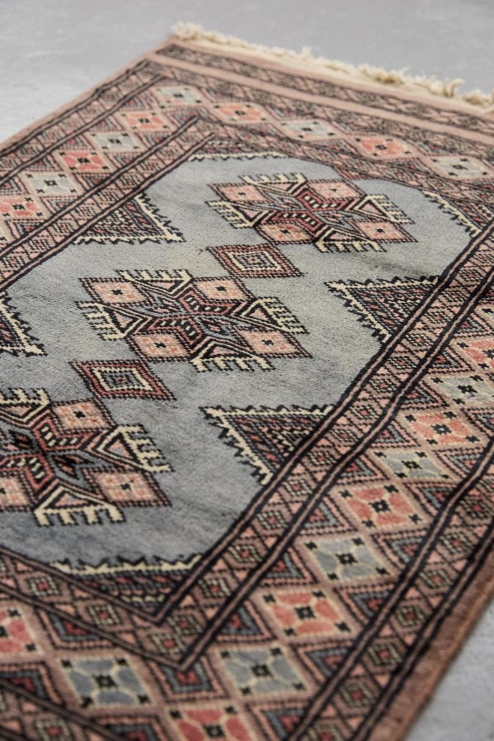 ヴィンテージラグ　トライバルラグ　パキスタン産（100×63cm）青　茶　グレー