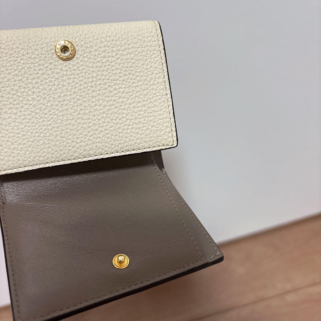 ボナベンチュラ スモール ウォレット シュリンク アイボリー × エトープ 財布