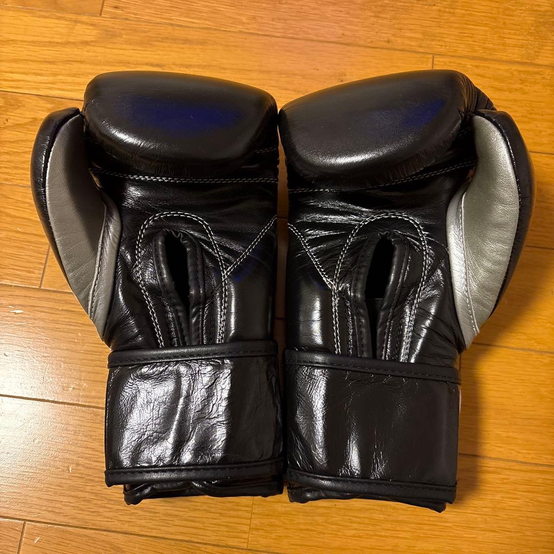 CLETO REYES プロフェッショナル ボクシンググローブ レイジェス 8