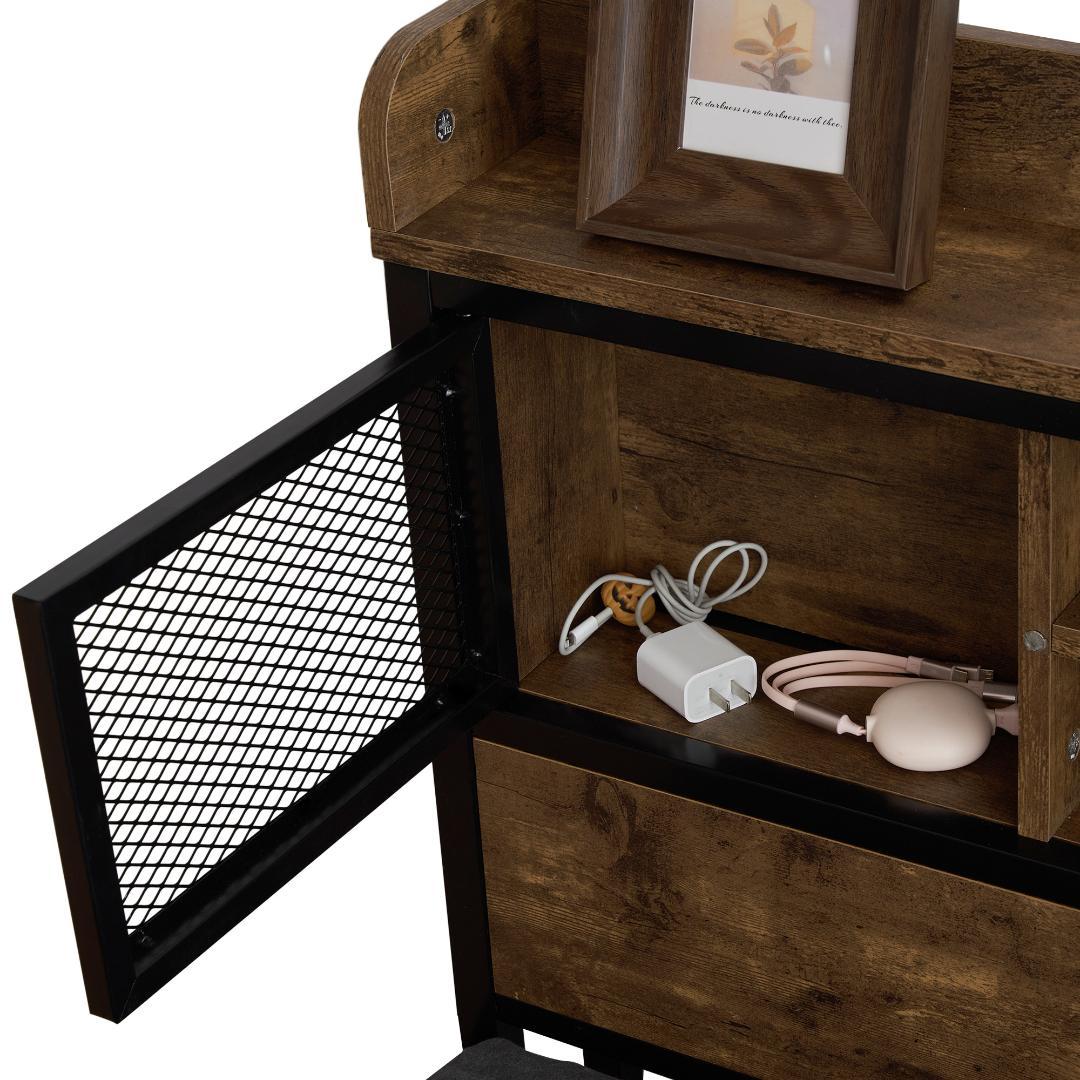 D・ダブル　コンセント付き 宮付き 木 コンセント ベッドフレーム　おしゃれ