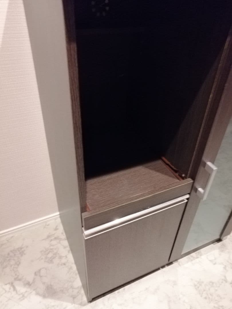 キッチンボード　キッチン収納　ポット