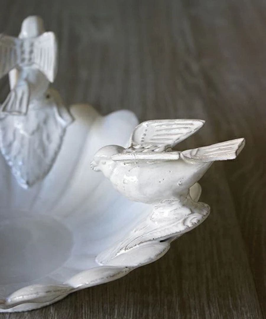 アスティエ・ド・ヴィラットマーガレット小鳥のフルーツボウル