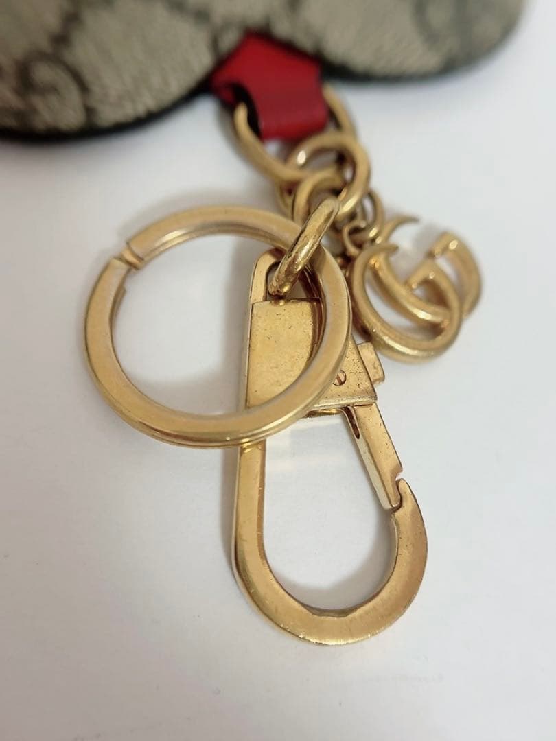 グッチ　GUCCI キーホルダー　キーリング　ハート　刺繍　GG