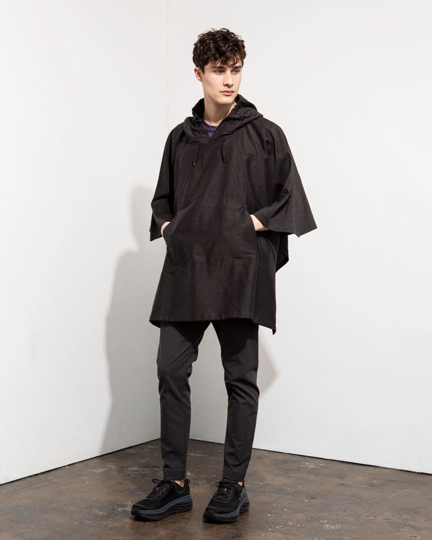小物 Outlier Injected Linen Poncho