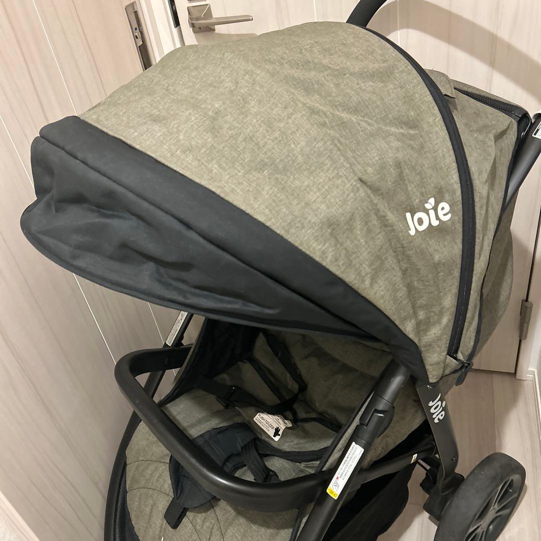 引き取り歓迎！レインカバーとうまけつき。Joie ベビーカー グリーン タイヤ大