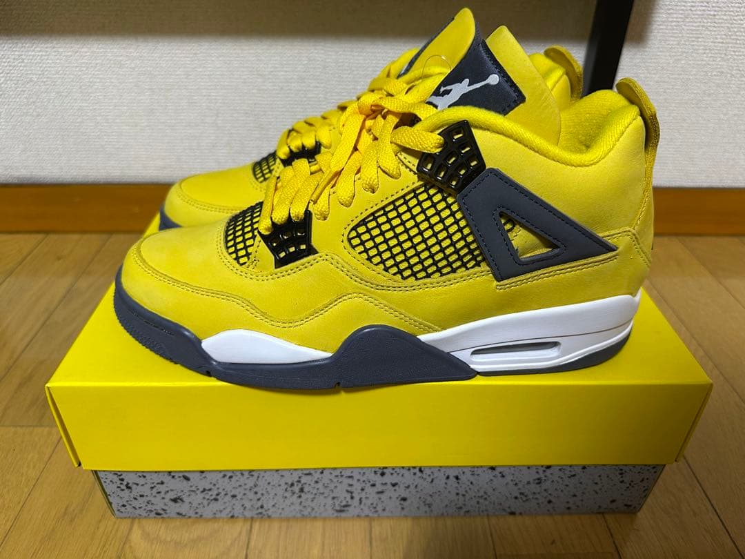 シューズ(男性用) Nike Air Jordan 4 \"Tour Yellow\"