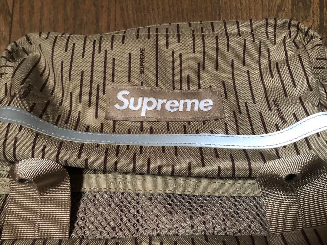 バッグ Supreme 24FW Messenger Bag Tan Raindrop