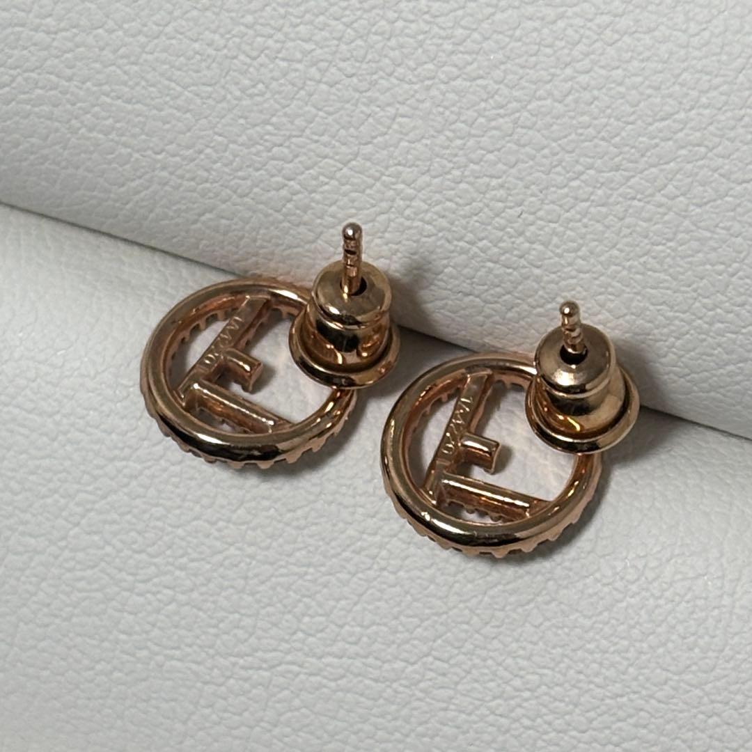 FENDI フェンディ ラインストーン ピアス ゴールド 1A4220