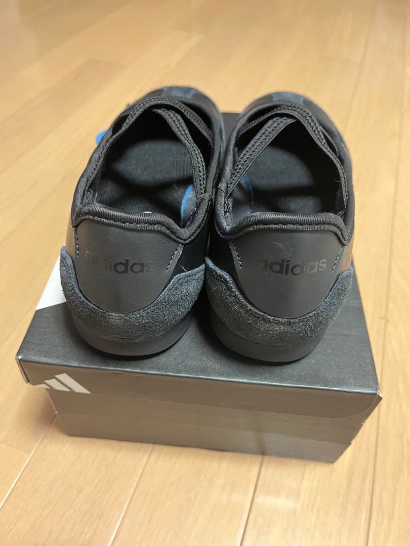 adidasアディダスバレダ（BARREDA）メリージェーン24cm