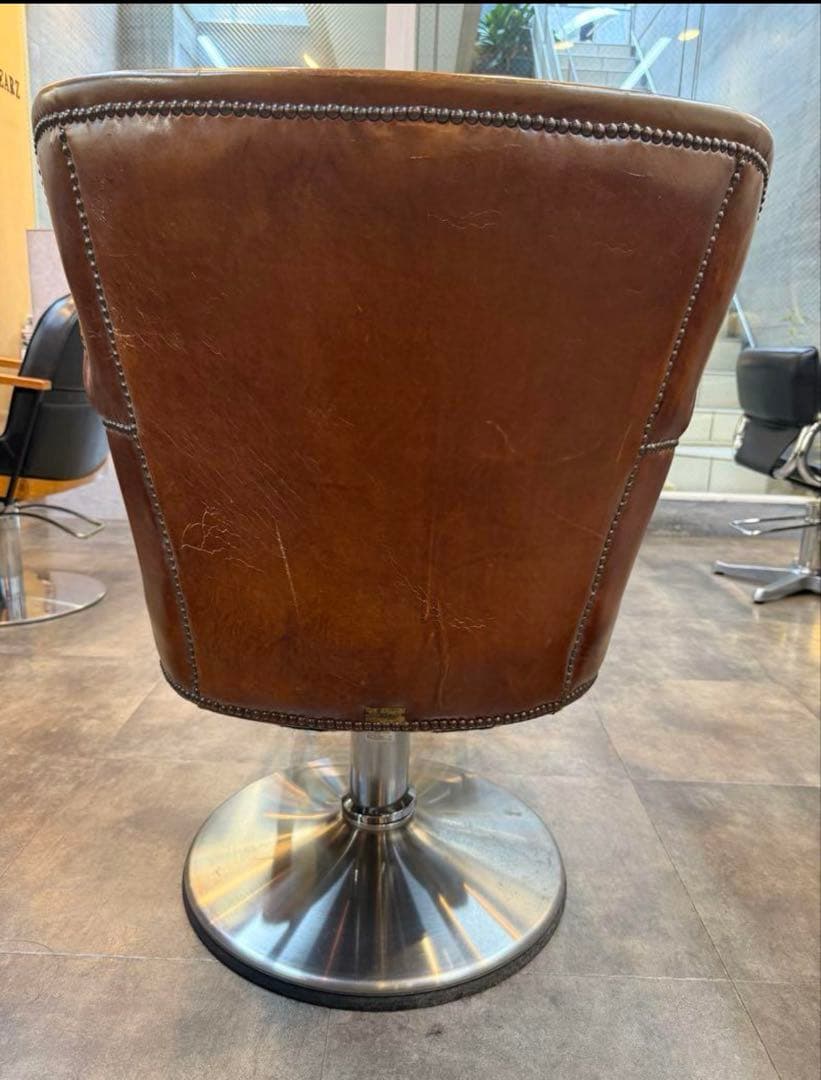 タカラベルモント　HALO DUX スタイリングチェア