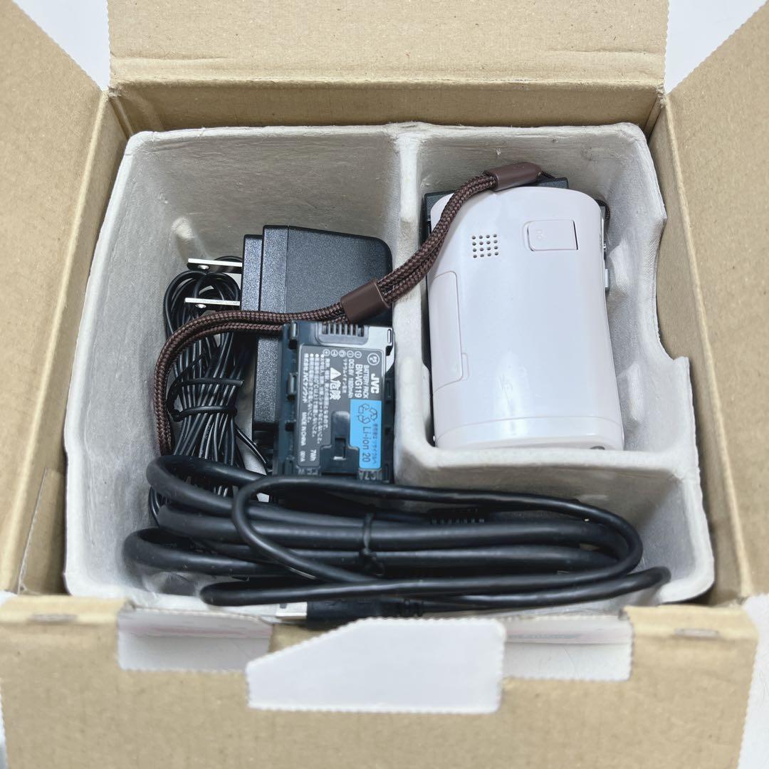 k798 Victor・JVC GZ-N1-W ビデオカメラ