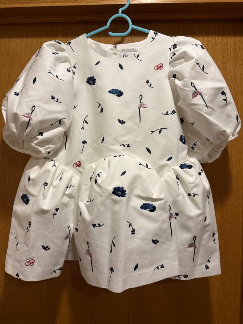 花柄パフスリーブ半袖トップス