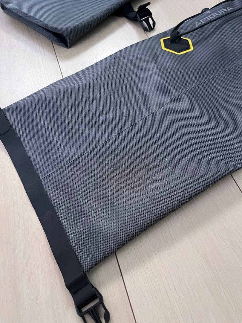 アピデュラ　レア　ハンドルバーバッグ　アクセサリーポケット 中古