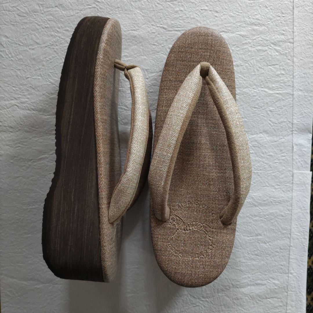 カレンブロッソ草履　ベージュ