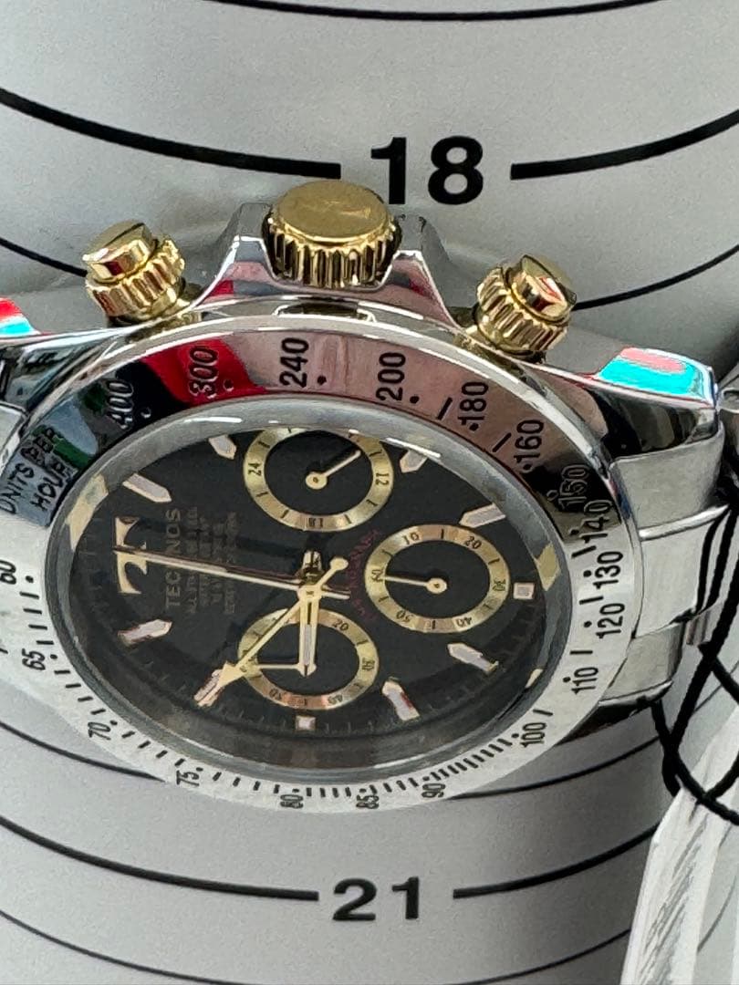 テクノスクロノグラフ