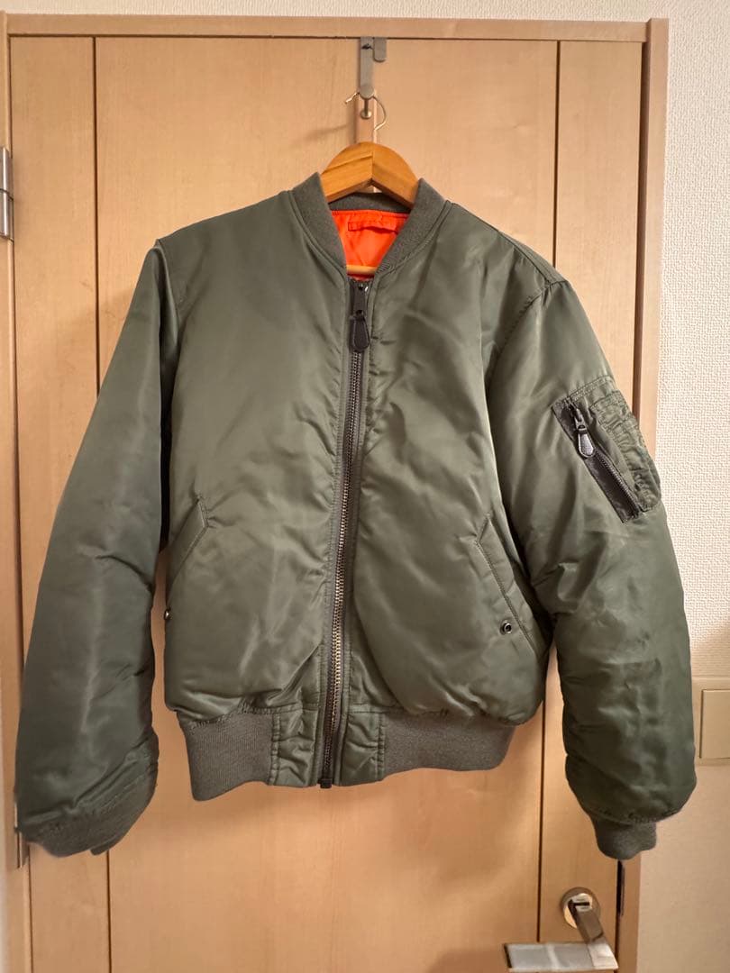 AVIREX MA1 フライトジャケット裏刺繍 オリーブグリーン Mサイズ