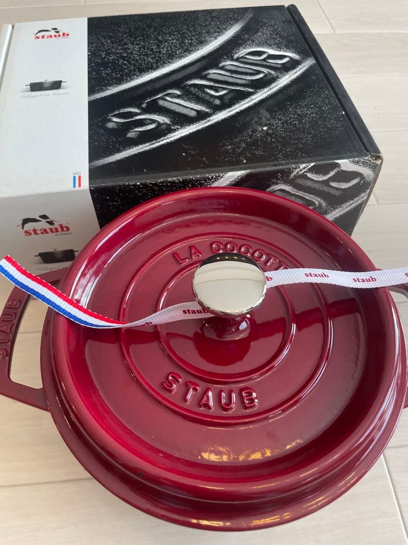 【未使用】ストウブ ピコ ココット ラウンド ボルドー　20cm