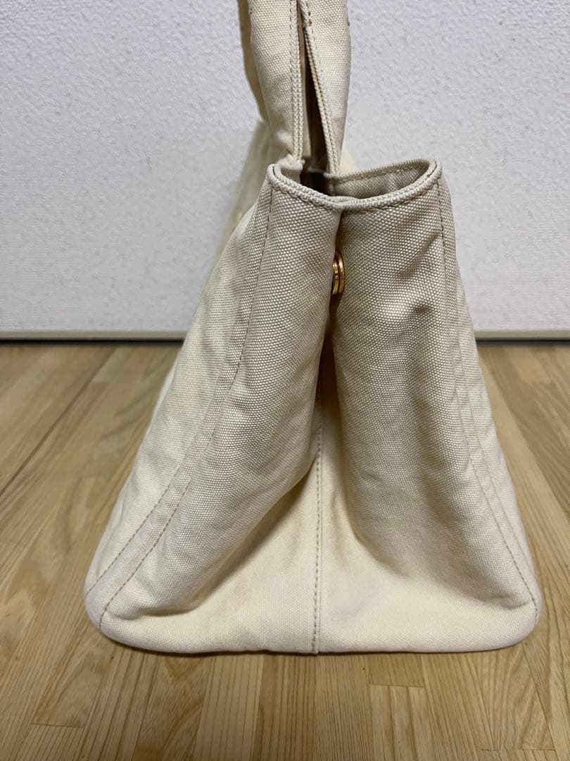 PRADA カナパ　ハンドバッグ　ベージュ
