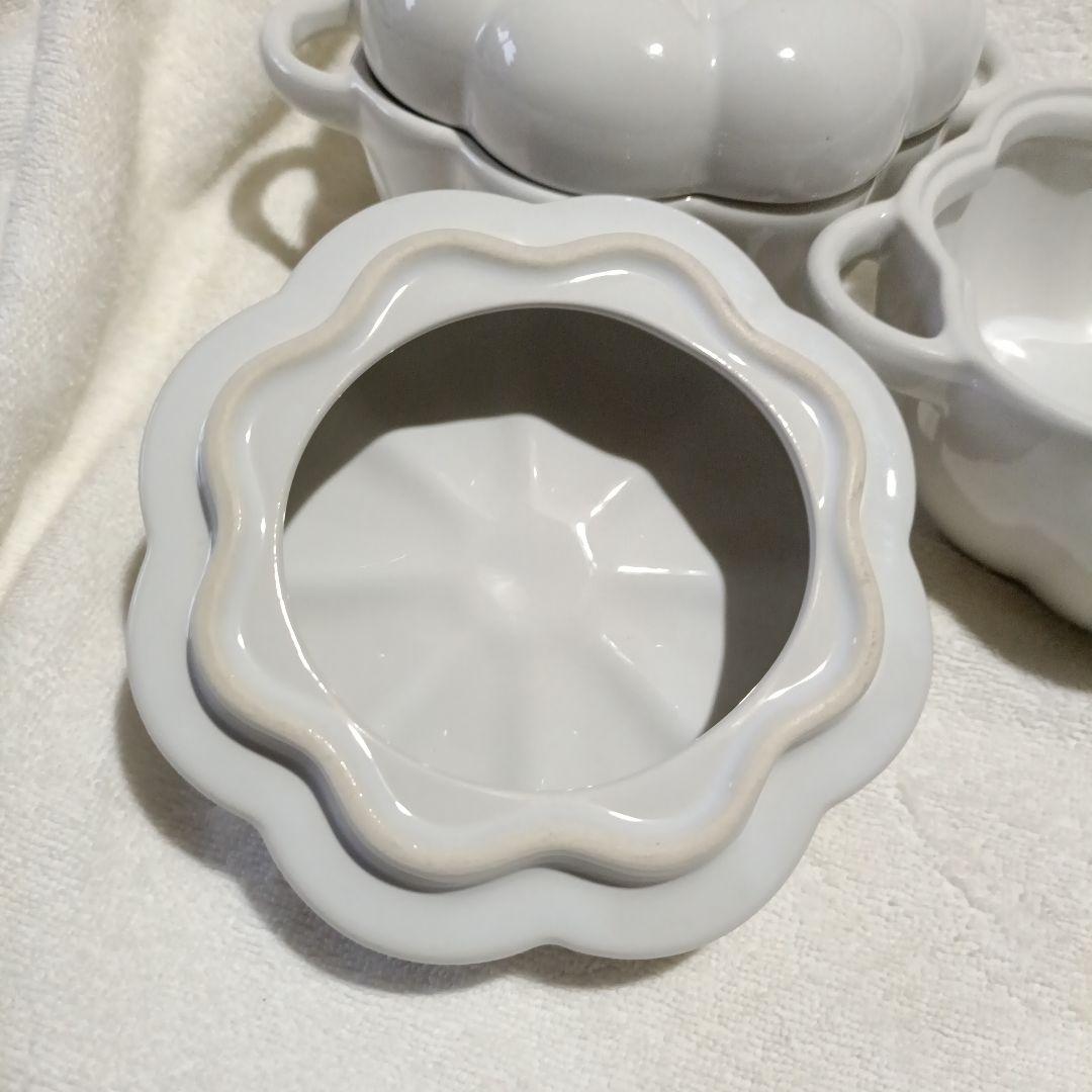 【未使用】ホワイトパンプキン型菓子入れ　2個セット