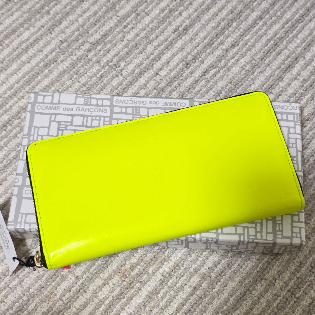 COMME des GARÇONS ネオンイエロー 長財布