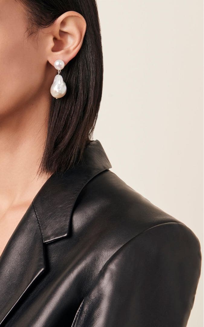 SOPHIE BUHAI Essential Black Pearl ピアス