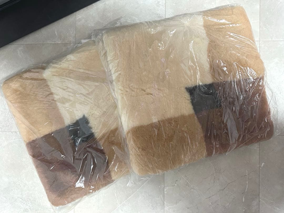 東洋羽毛　ムートン　座布団　2個セット