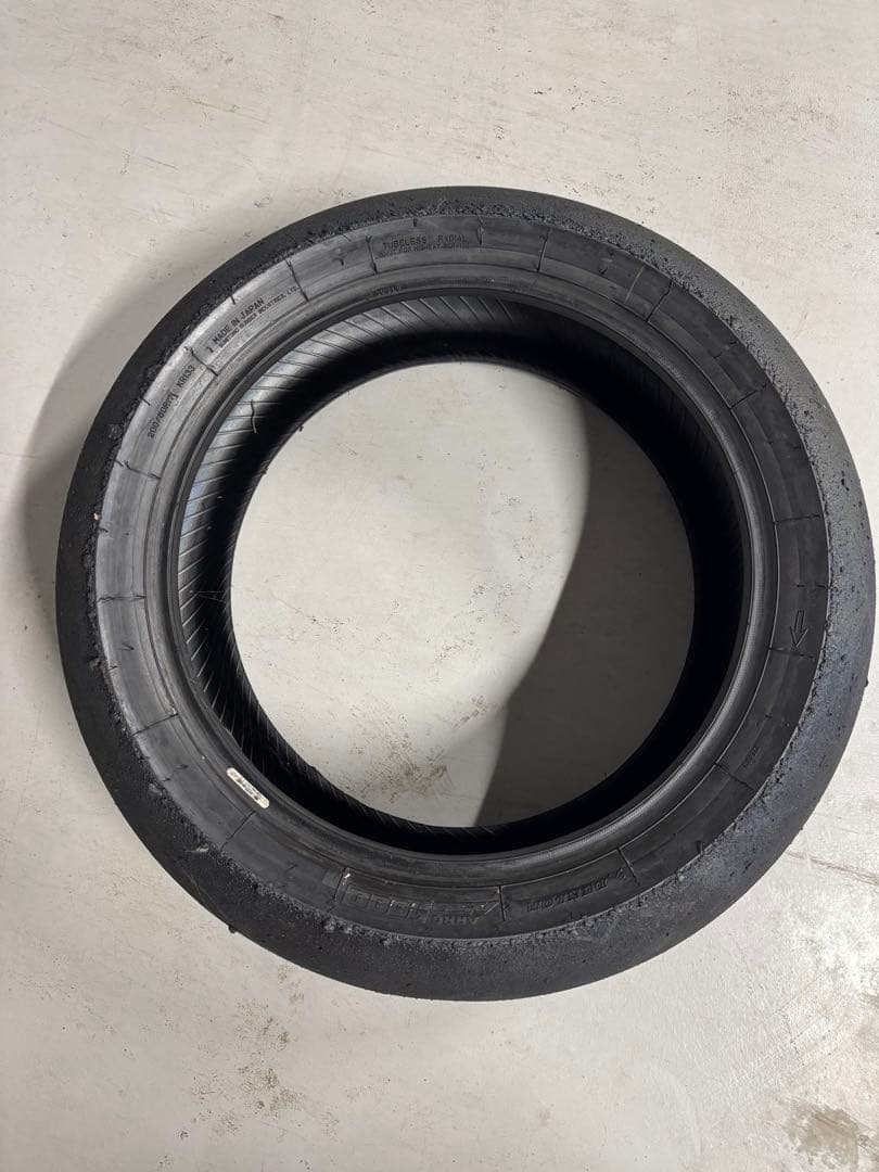 ダンロップ スリックタイヤ　KR133