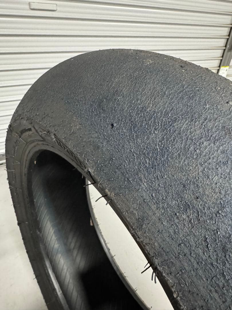 ダンロップ スリックタイヤ　KR133