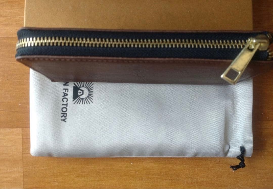 新品未使用　JAPANFACTORY栃木レザー長財布 牛革 小さめ長財布